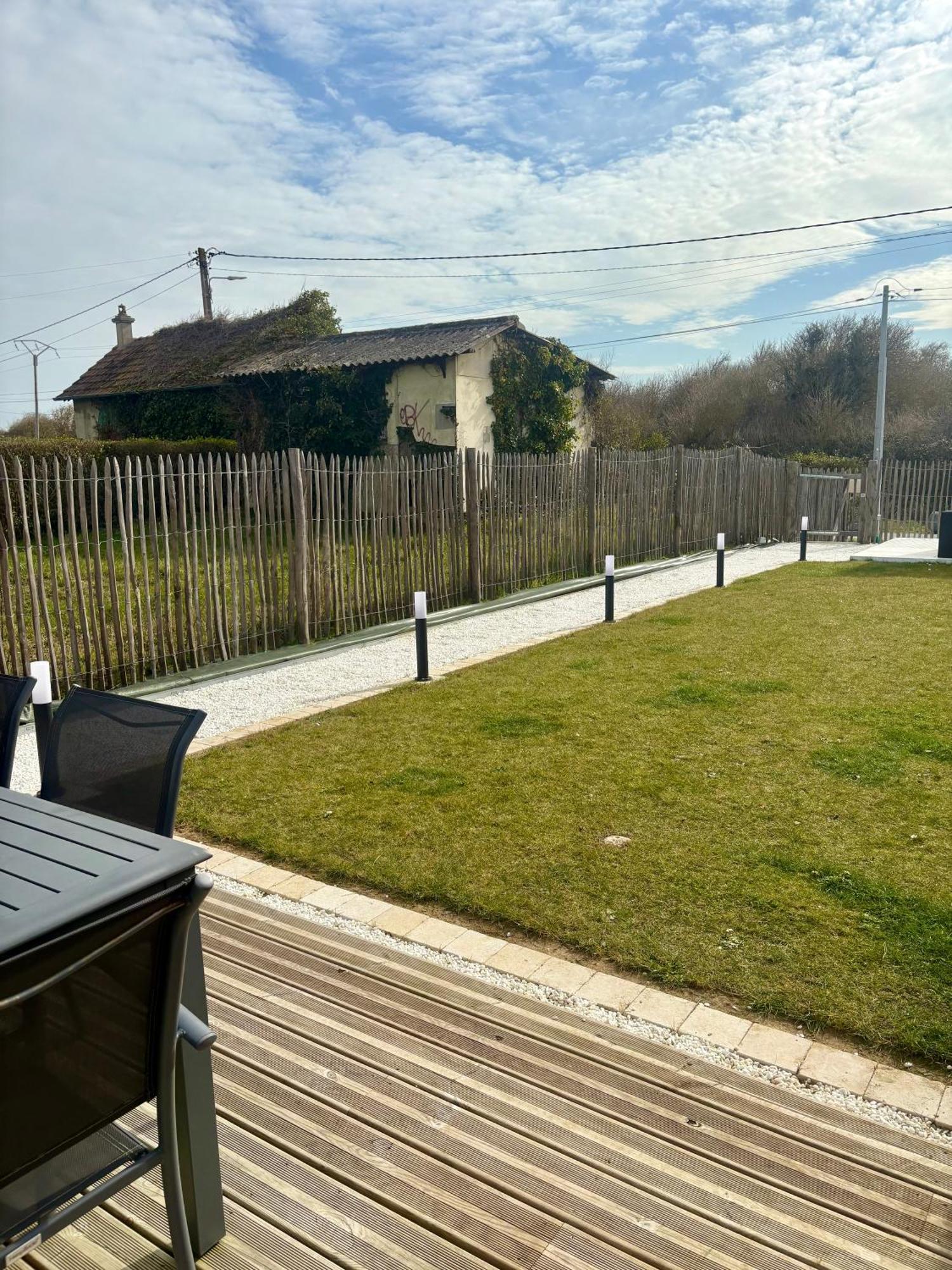 Maison Face A La Villa Ouistreham